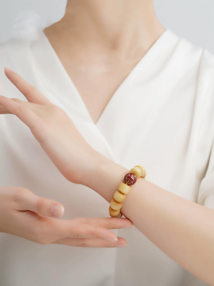 Tibetan Yak Bone & Red Ash Mantra Bead Bracelet – Handcrafted Buddhist Mala for Men