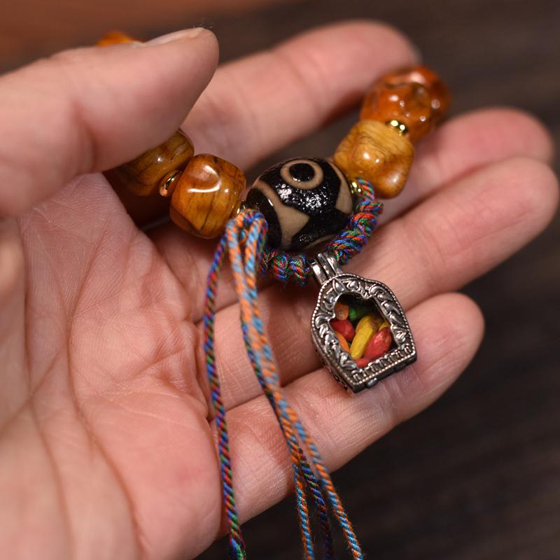 Tibetan Yak Bone Bracelet – Hand-Carved Bodhi Seed Style Beads for Men and Women