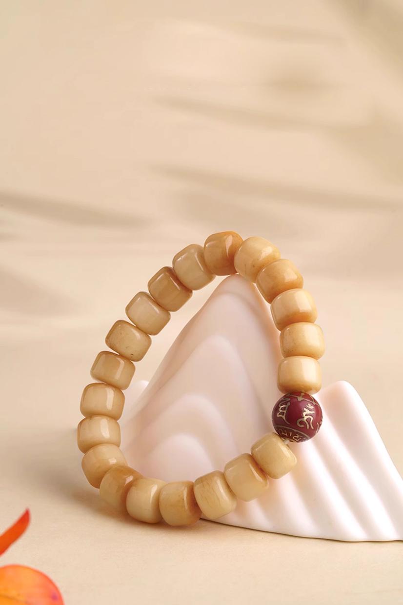 Tibetan Yak Bone & Red Ash Mantra Bead Bracelet – Handcrafted Buddhist Mala for Men