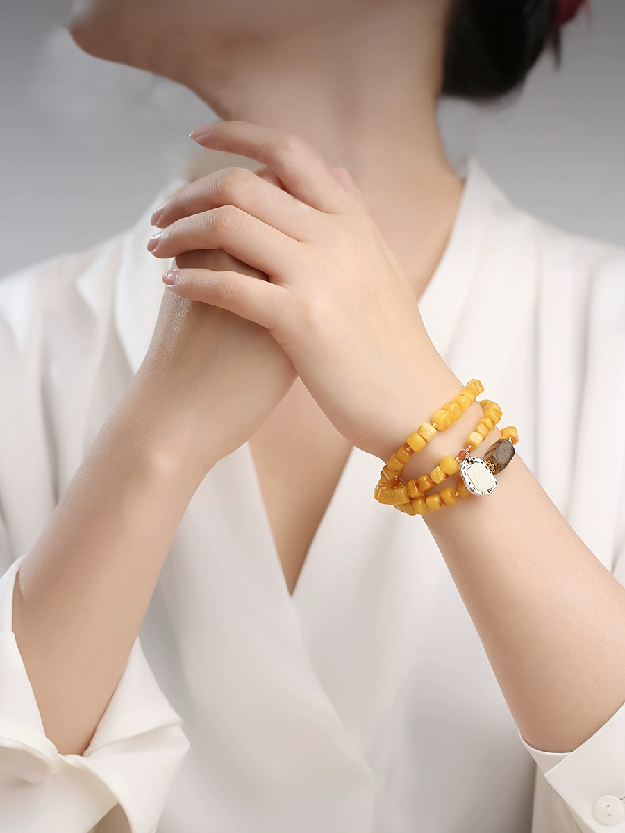 Tibetan Amber Multi-Layer Bracelet – Handmade Mala with Agarwood & 925 Silver Accents