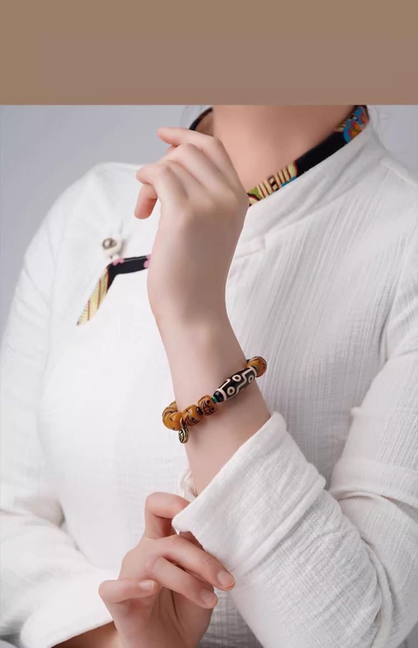 Tibetan Nine-Eyed Dzi Bead & Yak Bone Bracelet – With Potala Palace Ash Bead & Agate Charm
