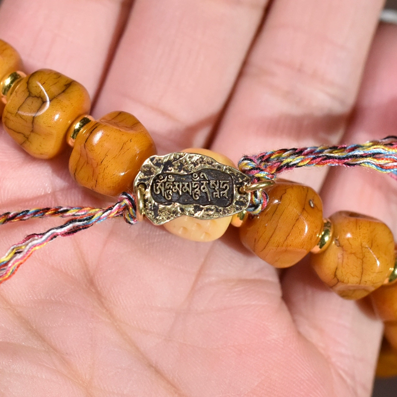 Tibetan Yak Bone Bracelet – Hand-Carved Bodhi Seed Style Beads for Men and Women