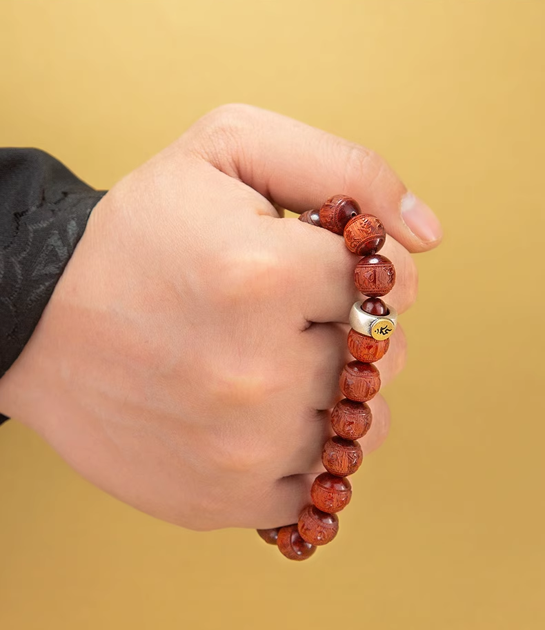 Tibetan Red Sandalwood Six-Word Mantra Bead Bracelet – Sacred Protection & Meditation